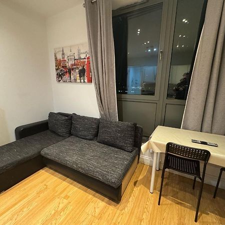 Comfortable - Cosy - Budget Studios In City Center Londyn Zewnętrze zdjęcie