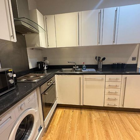Comfortable - Cosy - Budget Studios In City Center Londyn Zewnętrze zdjęcie