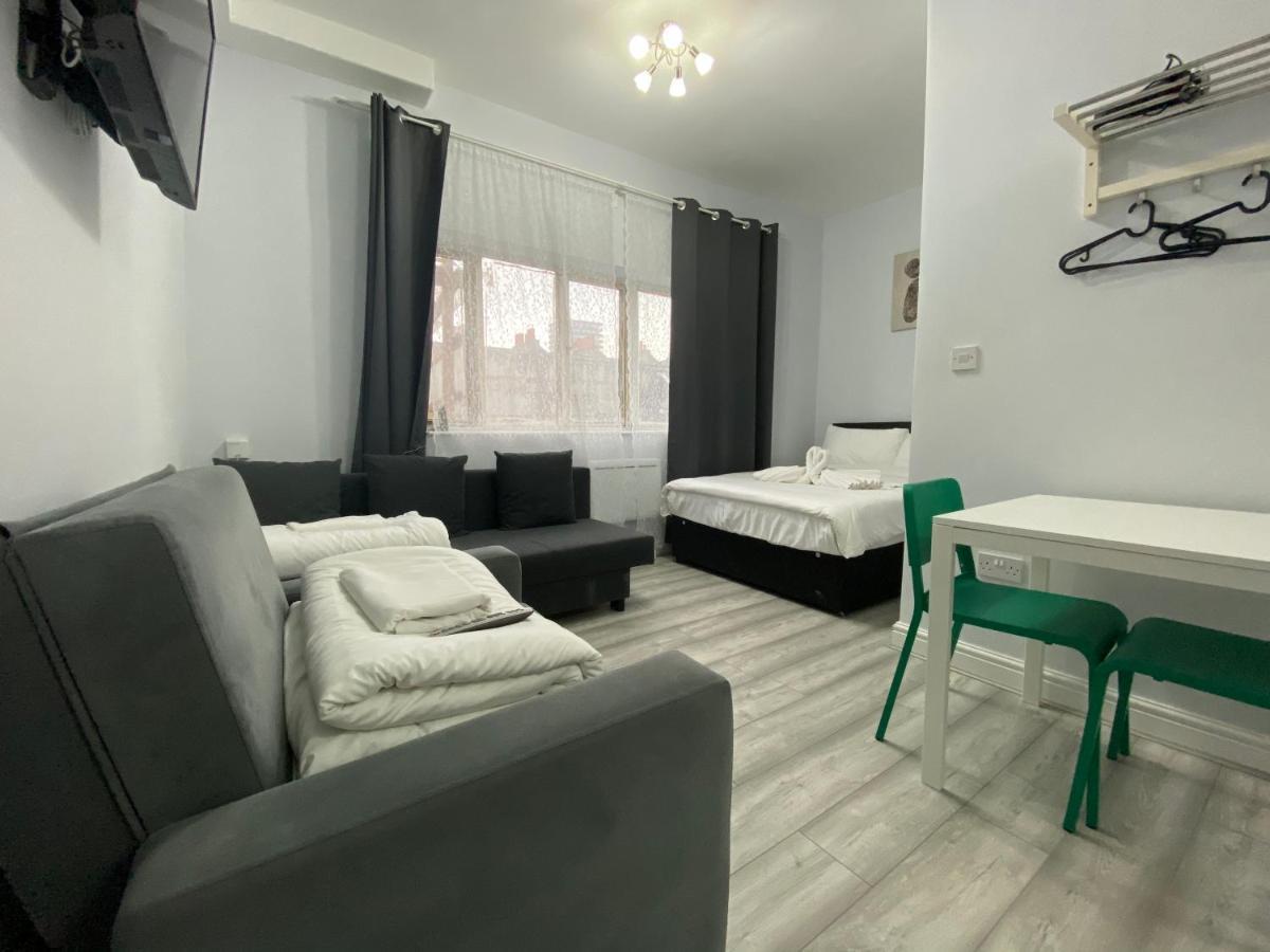 Comfortable - Cosy - Budget Studios In City Center Londyn Zewnętrze zdjęcie