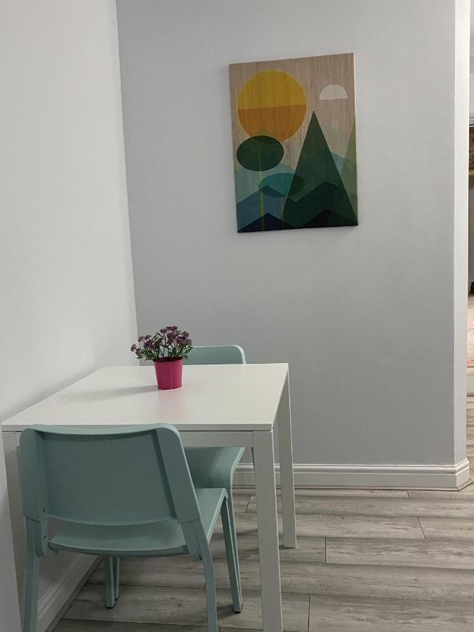 Comfortable - Cosy - Budget Studios In City Center Londyn Zewnętrze zdjęcie