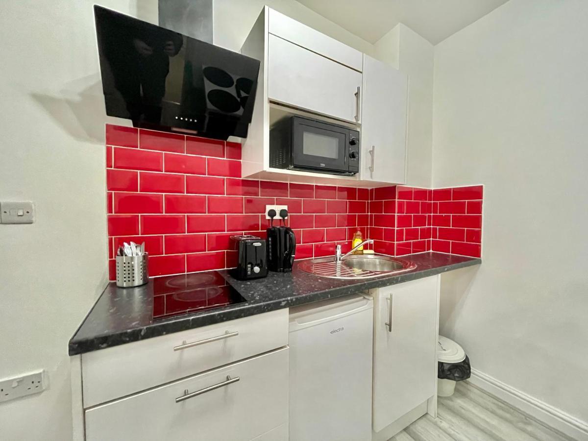 Comfortable - Cosy - Budget Studios In City Center Londyn Zewnętrze zdjęcie