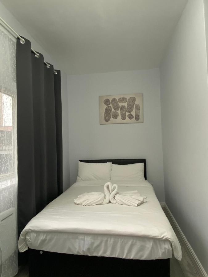 Comfortable - Cosy - Budget Studios In City Center Londyn Zewnętrze zdjęcie
