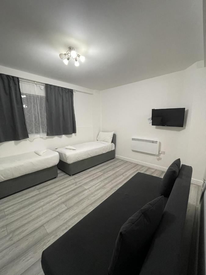 Comfortable - Cosy - Budget Studios In City Center Londyn Zewnętrze zdjęcie
