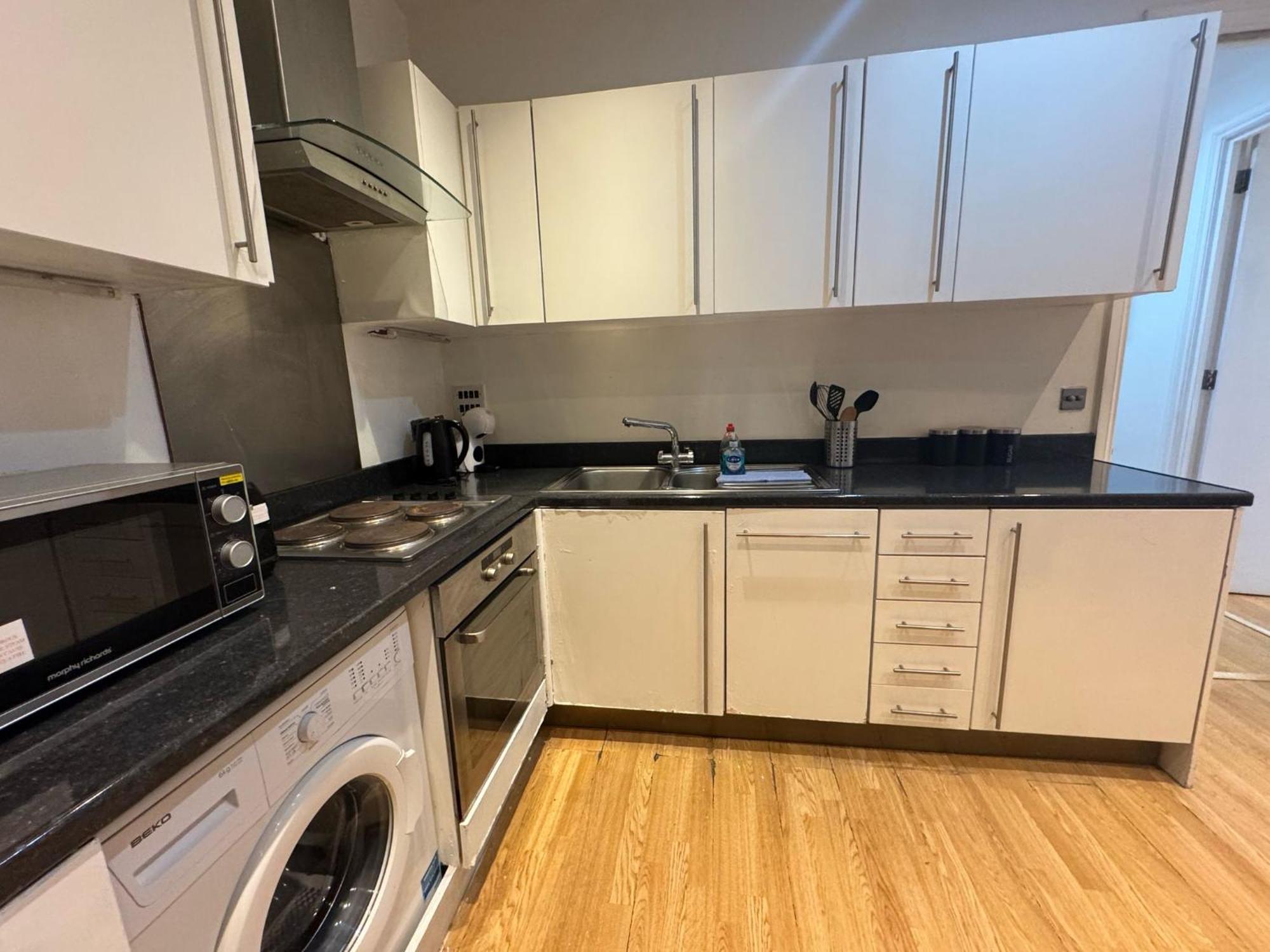 Comfortable - Cosy - Budget Studios In City Center Londyn Zewnętrze zdjęcie
